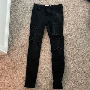 black hollister ripped skinny jeans